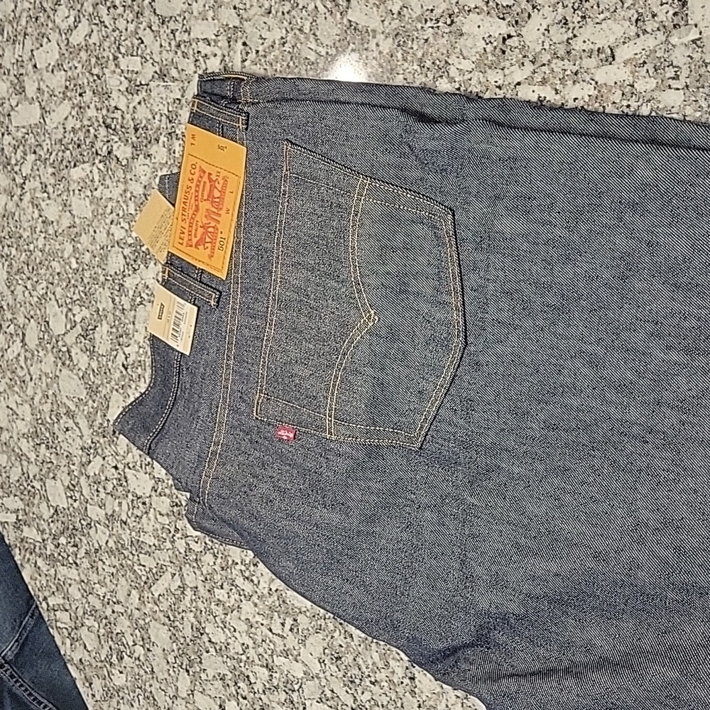 Levi's 501 button fly jeans 48 x 32